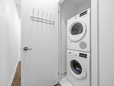 Photo 16 at 926 - 297 College Street, University, Toronto