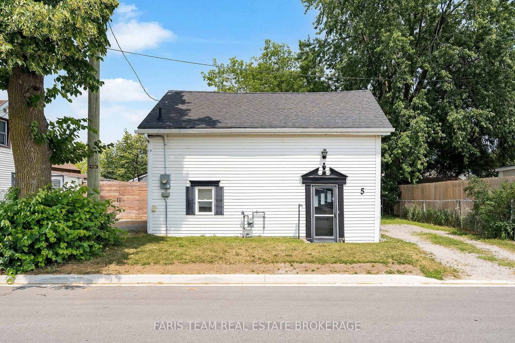 5 Robert Street, 400 North, Barrie photo number 2
