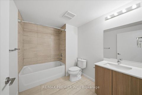 Photo 3 at 1306 - 3237 Bayview Avenue, Steeles, Toronto