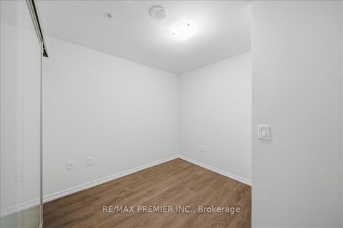 Photo 15 at 1306 - 3237 Bayview Avenue, Steeles, Toronto