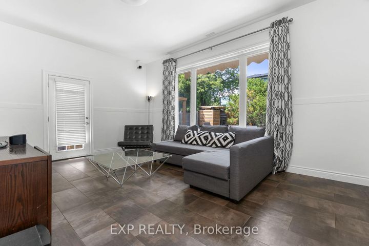 Photo 30 at 20 Malaren Road, Maple, Vaughan