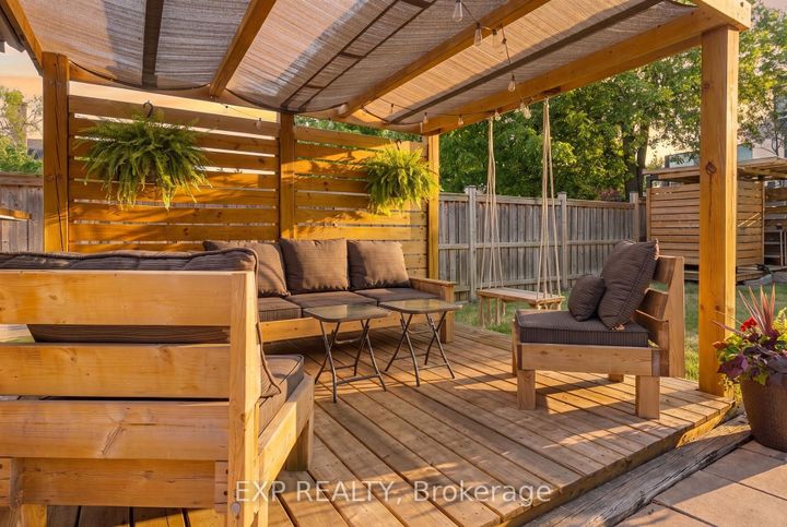 Photo 45 at 20 Malaren Road, Maple, Vaughan
