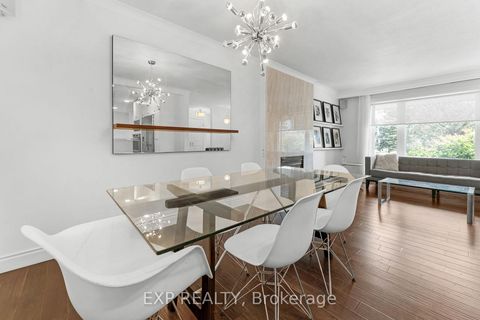 Photo 12 at 20 Malaren Road, Maple, Vaughan