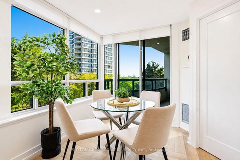 Photo 6 at 311 - 7250 Yonge Street, Yorkhill, Vaughan