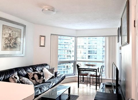 Photo 6 at 1712 - 10 Queens Quay W, Waterfront Communities C1, Toronto