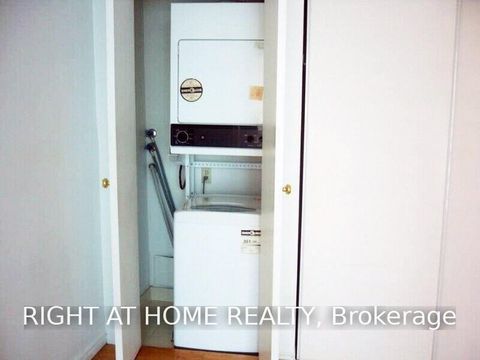 Photo 8 at 1712 - 10 Queens Quay W, Waterfront Communities C1, Toronto