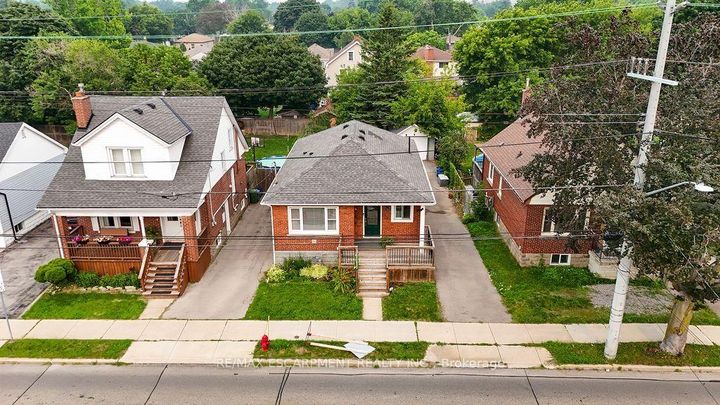 Photo 1 at 340 Upper Gage Avenue, Raleigh, Hamilton