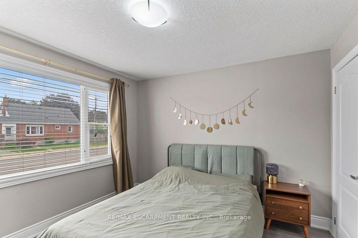 Photo 15 at 340 Upper Gage Avenue, Raleigh, Hamilton