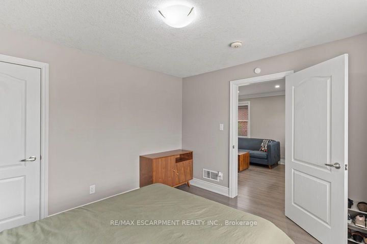 Photo 16 at 340 Upper Gage Avenue, Raleigh, Hamilton