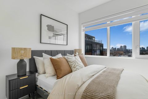 Photo 8 at 63 - 73 Curlew Drive, Donalda, Toronto