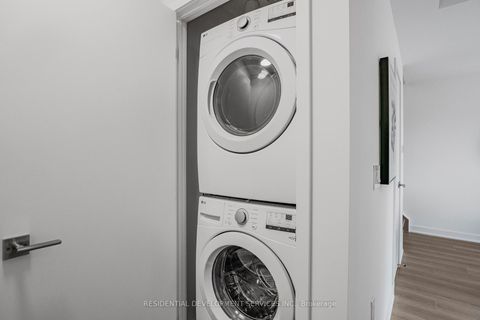 Photo 19 at 63 - 73 Curlew Drive, Donalda, Toronto