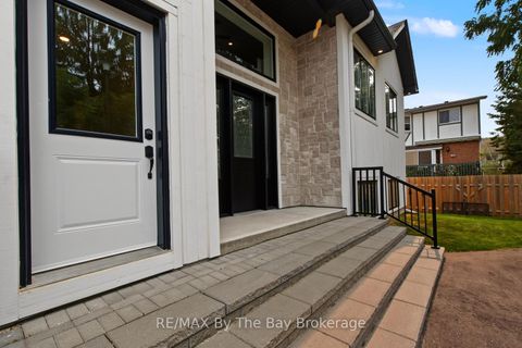 Photo 4 at 208 Thomas Street, Stayner, Clearview