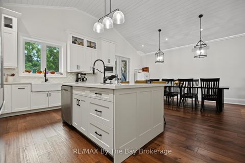 Photo 18 at 208 Thomas Street, Stayner, Clearview