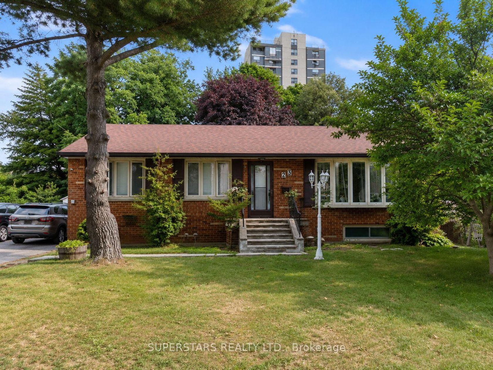 23 Dunelm Street, Scarborough Village, Toronto 