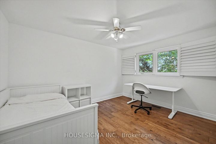 Photo 16 at 444 Withnell Crescent, WO West, Oakville