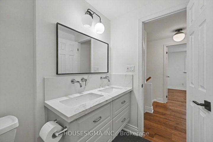 Photo 18 at 444 Withnell Crescent, WO West, Oakville