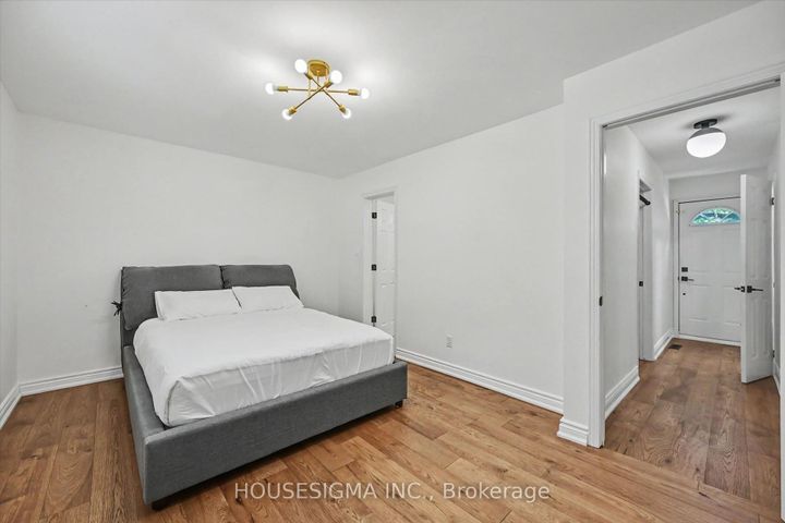 Photo 20 at 444 Withnell Crescent, WO West, Oakville