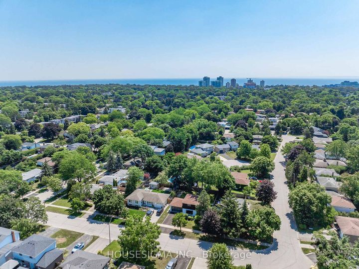 Photo 33 at 444 Withnell Crescent, WO West, Oakville