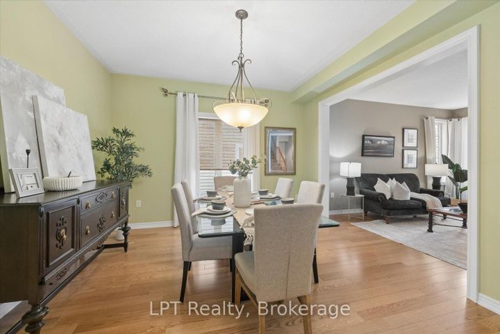 Photo 10 at 1329 Coldstream Drive, Taunton, Oshawa