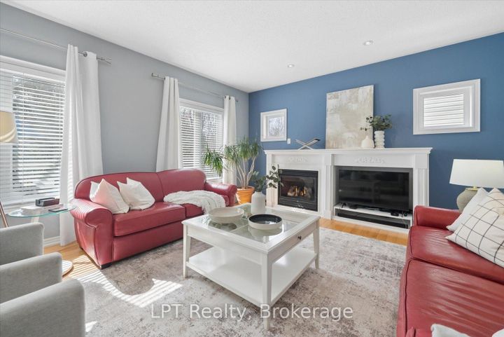 Photo 18 at 1329 Coldstream Drive, Taunton, Oshawa
