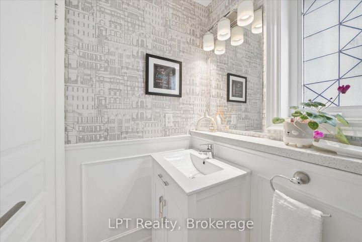 Photo 22 at 1329 Coldstream Drive, Taunton, Oshawa