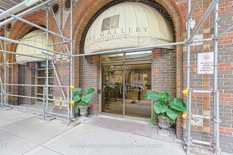 Photo 1 at 1705 - 25 Grenville Street, Bay Street Corridor, Toronto