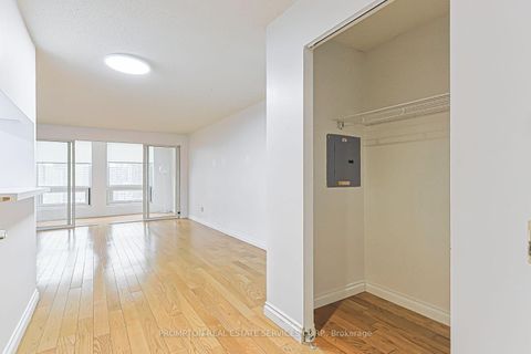 Photo 4 at 1705 - 25 Grenville Street, Bay Street Corridor, Toronto