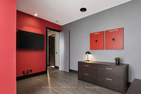 Photo 19 at PH101 - 199 Richmond Street W, Waterfront Communities C1, Toronto