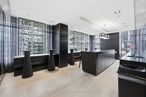 Photo 38 at PH101 - 199 Richmond Street W, Waterfront Communities C1, Toronto