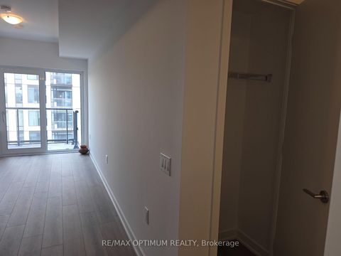 Photo 6 at 705B - 7437 Kingston Road, Rouge E11, Toronto