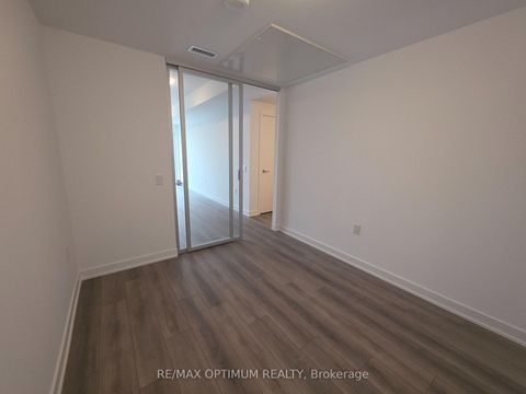 Photo 11 at 705B - 7437 Kingston Road, Rouge E11, Toronto