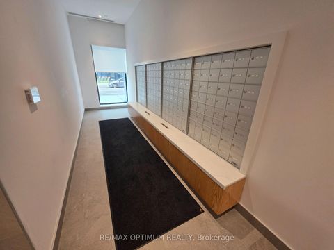 Photo 23 at 705B - 7437 Kingston Road, Rouge E11, Toronto
