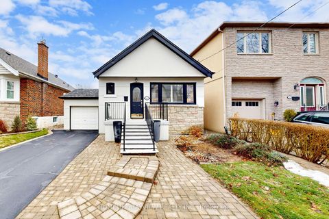 Photo 0 at 1607 Woodbine Heights Boulevard, Parkview, Toronto