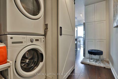 Photo 3 at 1103 - 20 Bruyeres Mews, Niagara, Toronto
