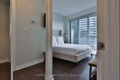 Photo 5 at 1103 - 20 Bruyeres Mews, Niagara, Toronto
