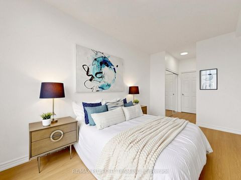 Photo 13 at 1009 - 1135 Royal York Road, Humber Valley, Toronto