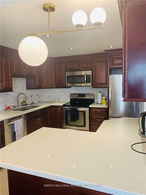 Photo 4 at 303 - 500 Glencairn Avenue, Lawrence, Toronto