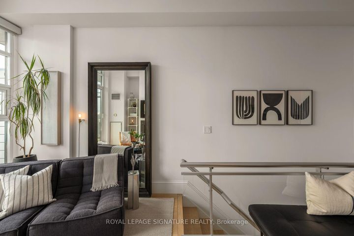 Photo 3 at 1411 - 333 Adelaide Street E, Moss Park, Toronto