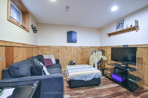Photo 19 at 22 Peregrine Road, Little Lake, Barrie