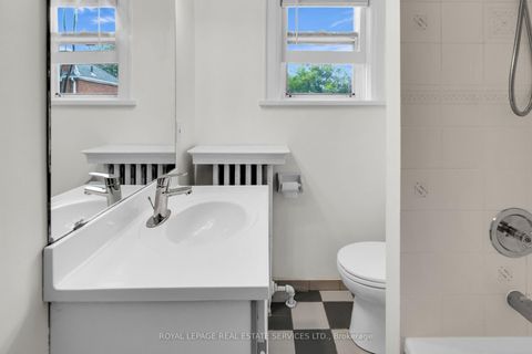 Photo 26 at 56 Arlington Avenue, Wychwood, Toronto