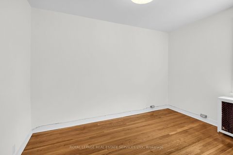 Photo 27 at 56 Arlington Avenue, Wychwood, Toronto