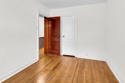 Photo 29 at 56 Arlington Avenue, Wychwood, Toronto