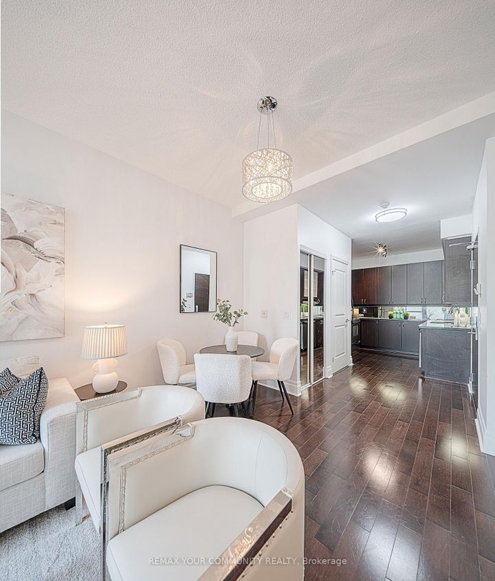 Photo 2 at 102 - 39 Upper Duke Crescent, Unionville, Markham