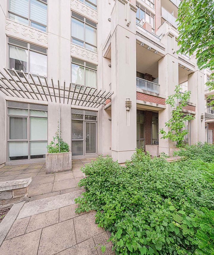 Photo 7 at 102 - 39 Upper Duke Crescent, Unionville, Markham