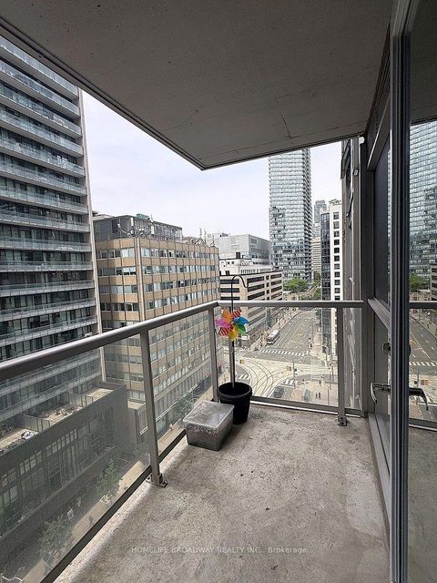 Photo 19 at 1111 - 763 Bay Street, Bay Street Corridor, Toronto
