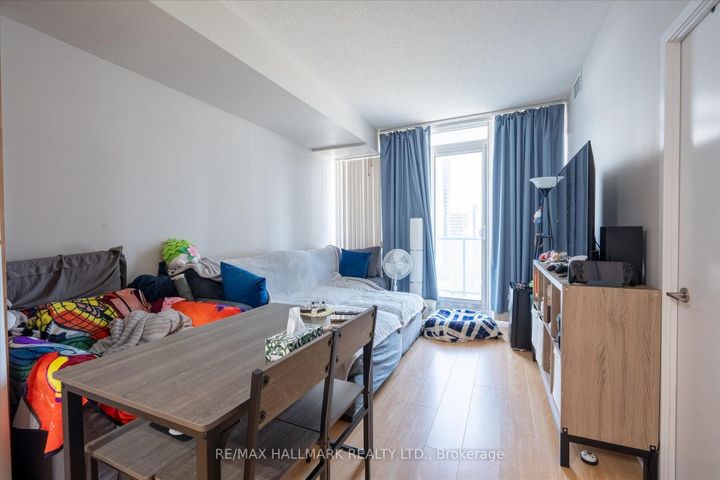 Photo 9 at 2110 - 121 Mcmahon Drive, Bayview Village, Toronto