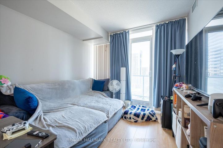 Photo 16 at 2110 - 121 Mcmahon Drive, Bayview Village, Toronto