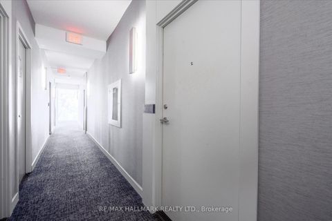 Photo 5 at 2110 - 121 Mcmahon Drive, Bayview Village, Toronto