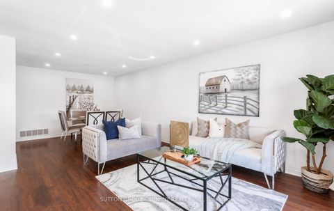 Photo 11 at 20 SAWMILL Road, Jane Heights, Toronto