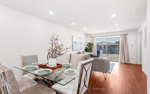Photo 14 at 20 SAWMILL Road, Jane Heights, Toronto